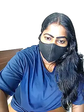 Snapshot of DISNI1997 chatting on 12.18.24 DISNI1997 online show from 12.18.24