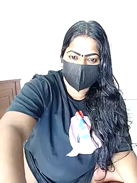 Snapshot of DISNI1997 chatting on 01.08.25 DISNI1997 online show from 01.08.25