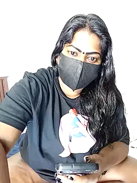 Snapshot of DISNI1997 chatting on 01.08.25 DISNI1997 online show from 01.08.25