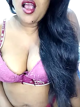 Snapshot of DISNI1997 chatting on 03.09.25 DISNI1997 online show from 03.09.25