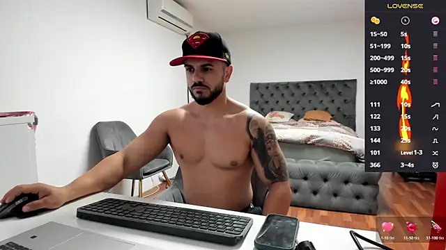 supermanboy94 online show from 10.24.25