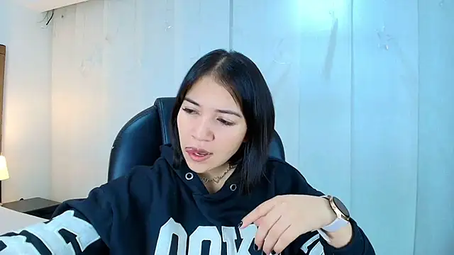 lina bedoya  online show from 12.02.25