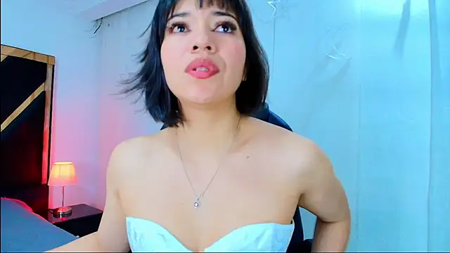 lina bedoya  online show from 04.10.26
