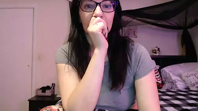 CrystalLakeXO online show from 06.22.26