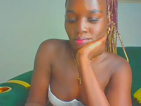 Snapshot of cutesmiling chatting on 06.07.26 cutesmiling online show from 06.07.26