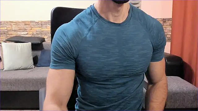 HotHunkTrainer online show from 11.09.25