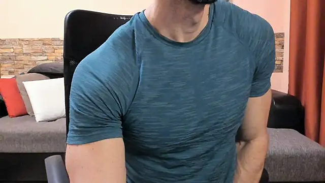 HotHunkTrainer online show from 06.09.26