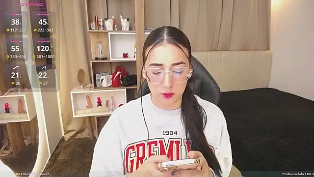 Snapshot of Imkitty-Horny chatting on 01.28.25 Imkitty-Horny online show from 01.28.25