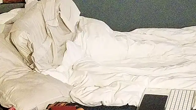 Snapshot of badboybrad11 chatting on 03.26.26 badboybrad11 online show from 03.26.26