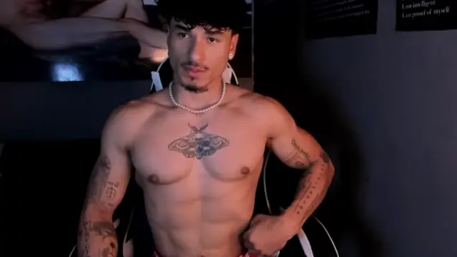 Thomas Fit1 online show from 06.11.26