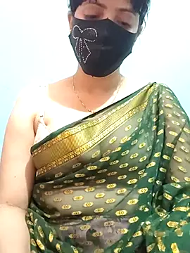 Snapshot of Anjel_Sadia chatting on 03.08.25 Anjel Sadia online show from 03.08.25