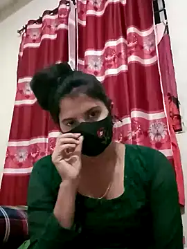 Snapshot of Cute_Nipa chatting on 12.26.24 Cute Nipa online show from 12.26.24