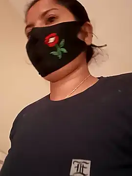 Snapshot of Cute_Nipa chatting on 01.24.25 Cute Nipa online show from 01.24.25