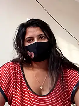 Snapshot of Cute_Nipa chatting on 02.19.25 Cute Nipa online show from 02.19.25