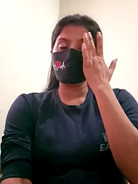 Snapshot of Cute_Nipa chatting on 03.20.25 Cute Nipa online show from 03.20.25