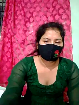 Snapshot of Cute_Nipa chatting on 09.22.25 Cute Nipa online show from 09.22.25