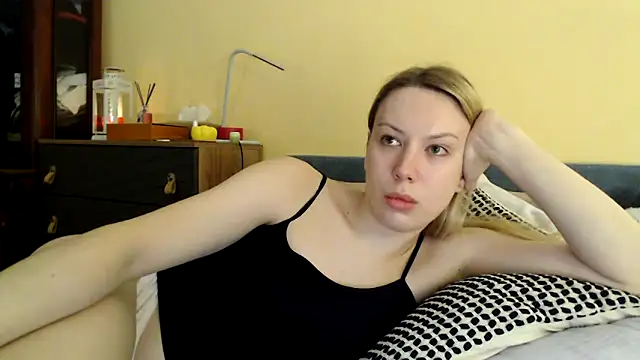 Scarlettford online show from 12.03.24