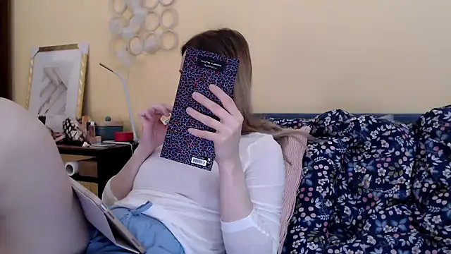 Scarlettford online show from 03.17.25