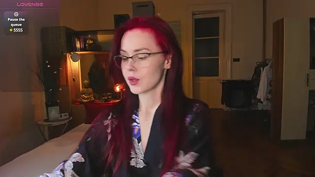 Snapshot of Sargonium999 chatting on 12.17.24 Sargonium999 online show from 12.17.24