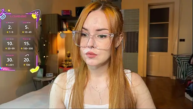 Snapshot of Sargonium999 chatting on 10.23.25 Sargonium999 online show from 10.23.25