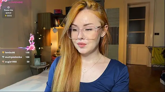 Snapshot of Sargonium999 chatting on 11.03.25 Sargonium999 online show from 11.03.25