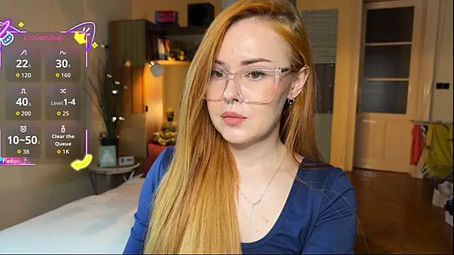 Snapshot of Sargonium999 chatting on 11.04.25 Sargonium999 online show from 11.04.25