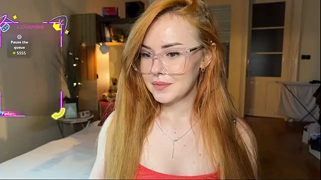 Snapshot of Sargonium999 chatting on 11.16.25 Sargonium999 online show from 11.16.25