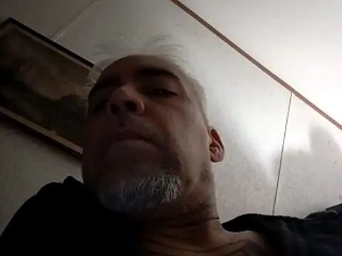 Xoc8  online show from 11.05.25