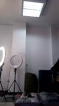 AnthonelaDuque online show from 11.04.25