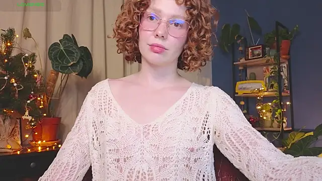 Snapshot of _lightmyfire chatting on 12.11.24 lightmyfire online show from 12.11.24