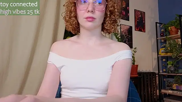 Snapshot of _lightmyfire chatting on 02.15.25 lightmyfire online show from 02.15.25