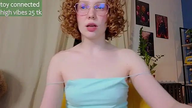 Snapshot of _lightmyfire chatting on 03.02.25 lightmyfire online show from 03.02.25