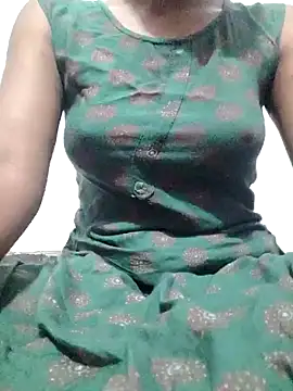 Snapshot of rituporna2004 chatting on 01.16.25 rituporna2004 online show from 01.16.25