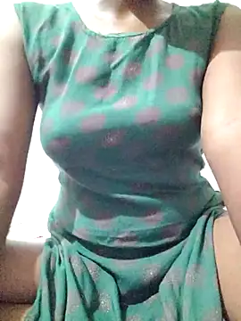 Snapshot of rituporna2004 chatting on 09.21.25 rituporna2004 online show from 09.21.25