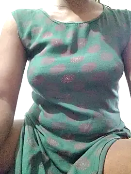 Snapshot of rituporna2004 chatting on 09.28.25 rituporna2004 online show from 09.28.25