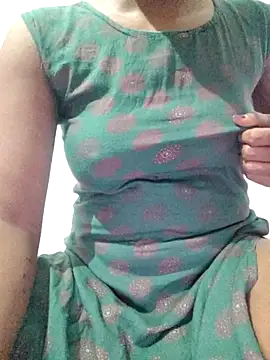 Snapshot of rituporna2004 chatting on 10.14.25 rituporna2004 online show from 10.14.25