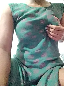 rituporna2004 online show from 11.24.25