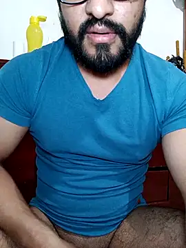 Snapshot of HombreS3n chatting on 03.22.25 HombreS3n online show from 03.22.25