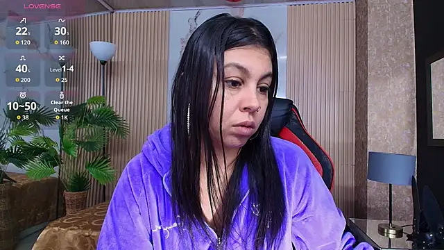 Snapshot of Juliet_Nasty chatting on 11.22.25 Juliet Nasty online show from 11.22.25