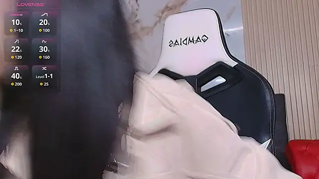 Juliet Nasty online show from 02.04.26