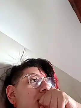 Snapshot of ConeNella chatting on 12.14.24 ConeNella online show from 12.14.24