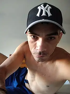 sexyboycolombi4 online show from 07.28.26