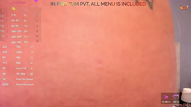 FoxxyClarise online show from 10.03.25