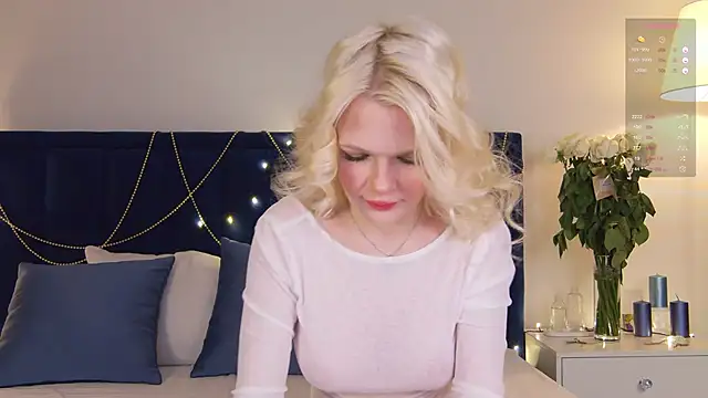 Snapshot of MilaDemies chatting on 01.17.25 MilaDemies online show from 01.17.25