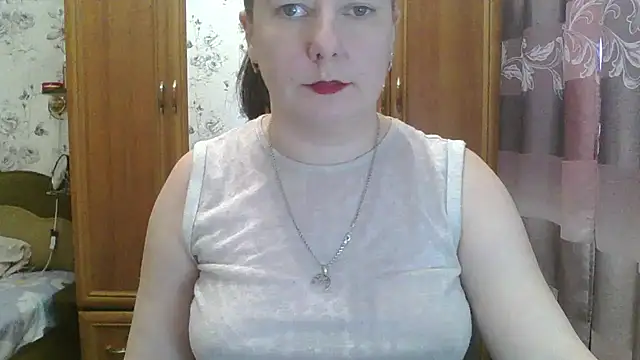 SophieNightAh online show from 02.19.25