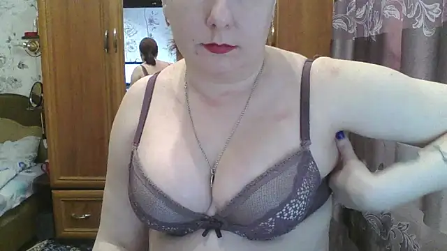 SophieNightAh online show from 03.20.25