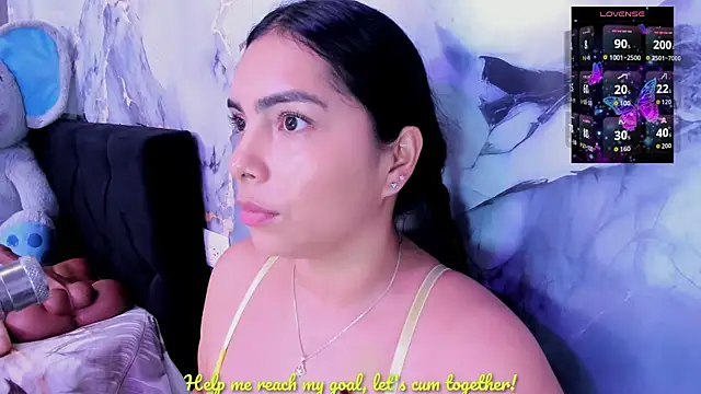 Snapshot of evelinn_belen chatting on 07.30.26 evelinn belen online show from 07.30.26