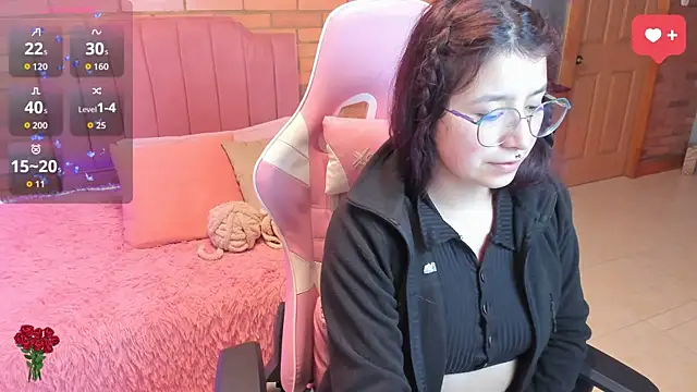 Snapshot of Amy_joones chatting on 07.30.26 Amy joones online show from 07.30.26