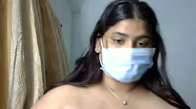 Snapshot of cutelady65 chatting on 12.01.24 cutelady65 online show from 12.01.24