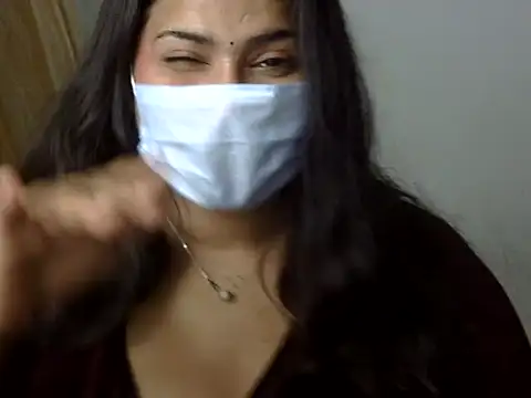 cutelady65 online show from 04.30.26